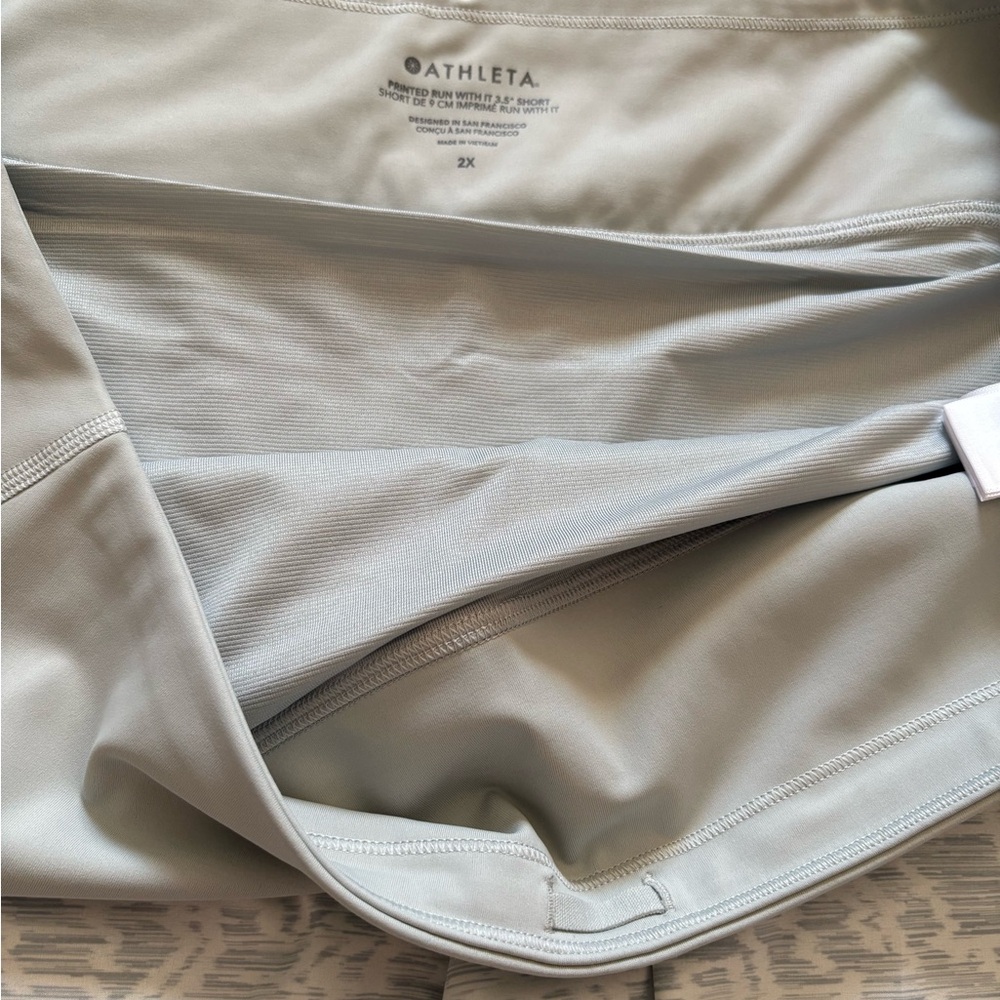 Athleta Light Gray Athletic Shorts - Picture 4 of 7